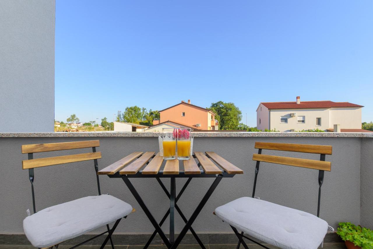 Apartmani Vita, Liznjan - Apartman 2 ภายนอก รูปภาพ