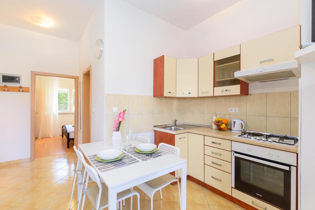 Apartmani Vita, Liznjan - Apartman 2 ภายนอก รูปภาพ